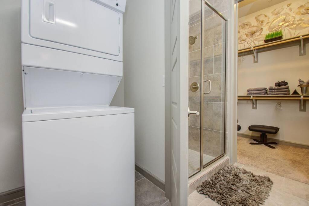Best 5* Luxury Living Downtown Kingbed Suite Houston Eksteriør bilde