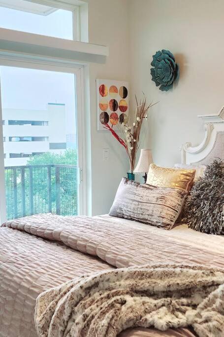 Best 5* Luxury Living Downtown Kingbed Suite Houston Eksteriør bilde