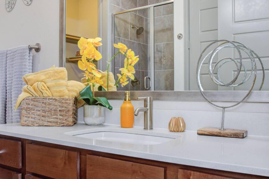Best 5* Luxury Living Downtown Kingbed Suite Houston Eksteriør bilde